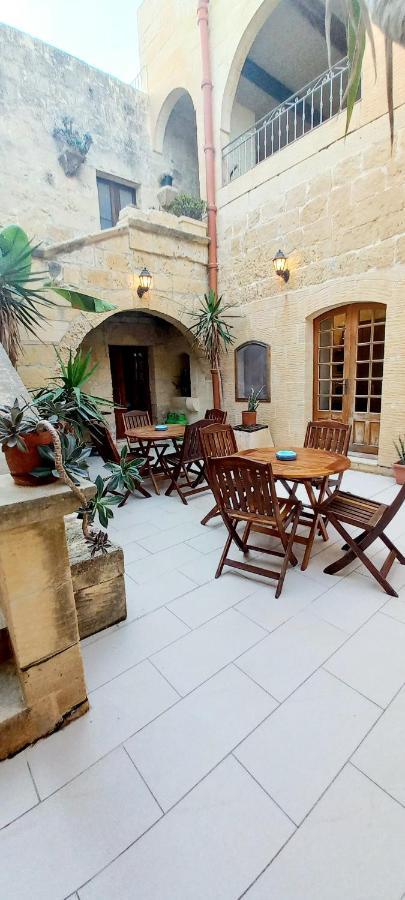 Ta Majsi Farmhouse With Indoor Heated Pool San Lawrenz Екстериор снимка