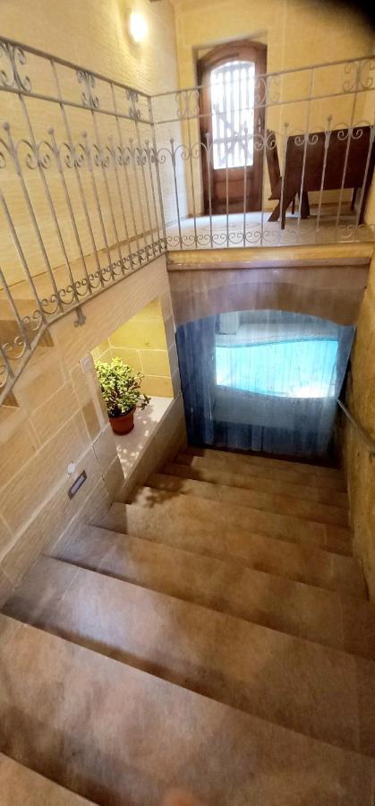 Ta Majsi Farmhouse With Indoor Heated Pool San Lawrenz Екстериор снимка