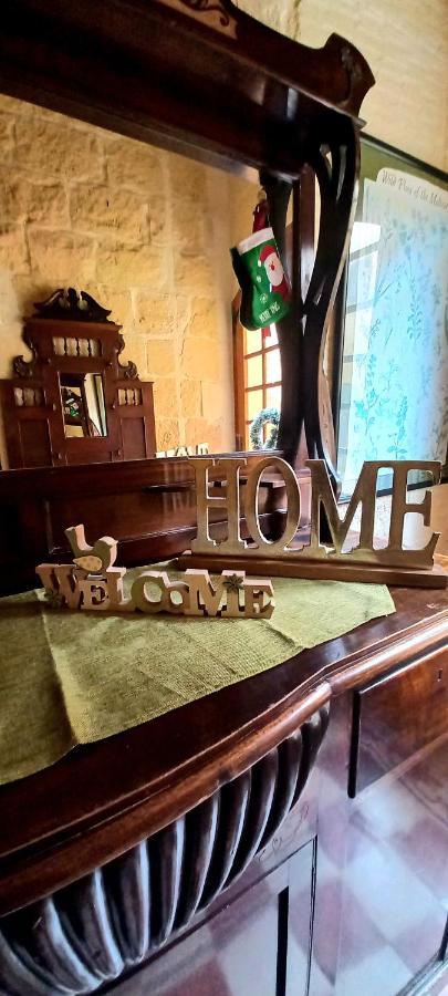 Ta Majsi Farmhouse With Indoor Heated Pool San Lawrenz Екстериор снимка